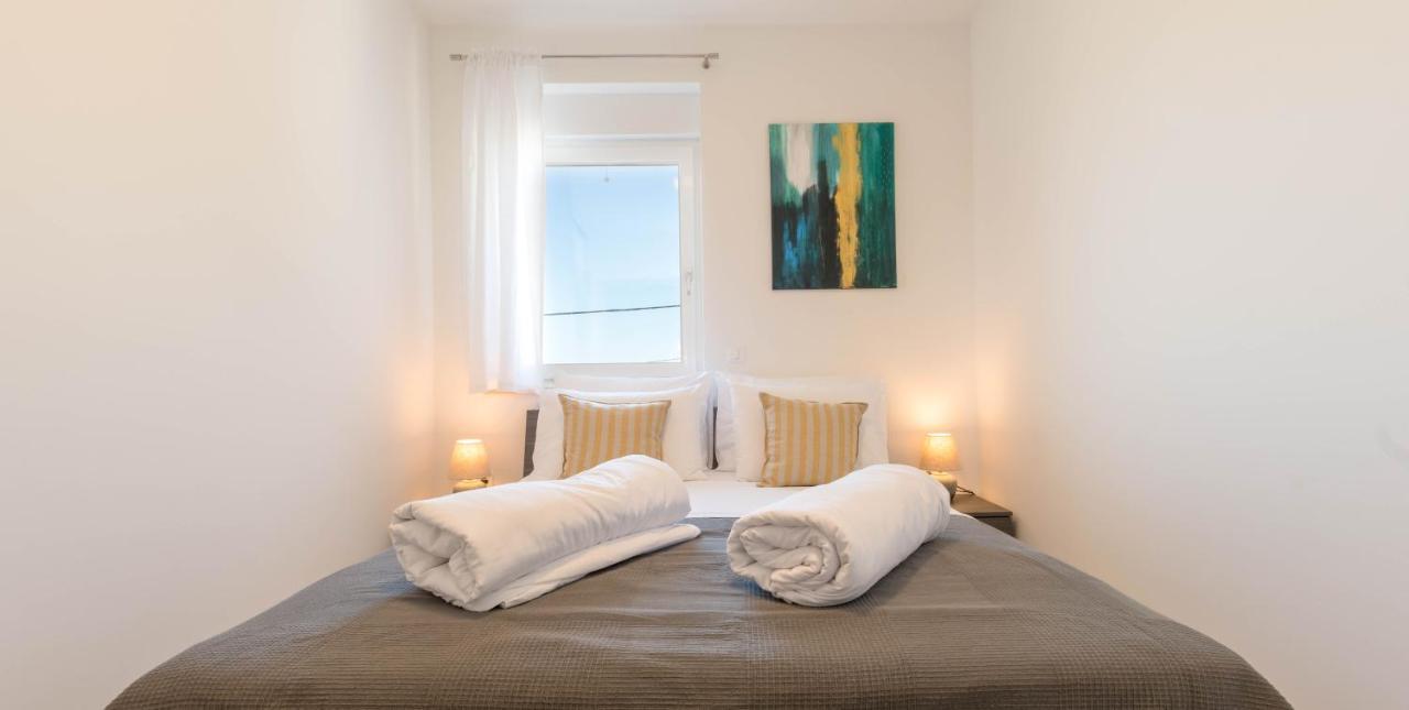 Apartments Moon Dramalj Extérieur photo